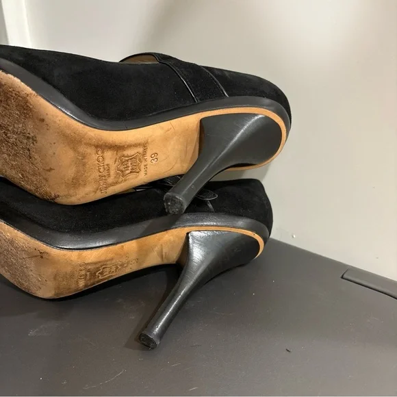 Jimmy Choo Black Suede Mary Jane Heels size 39 - Picture 10 of 11